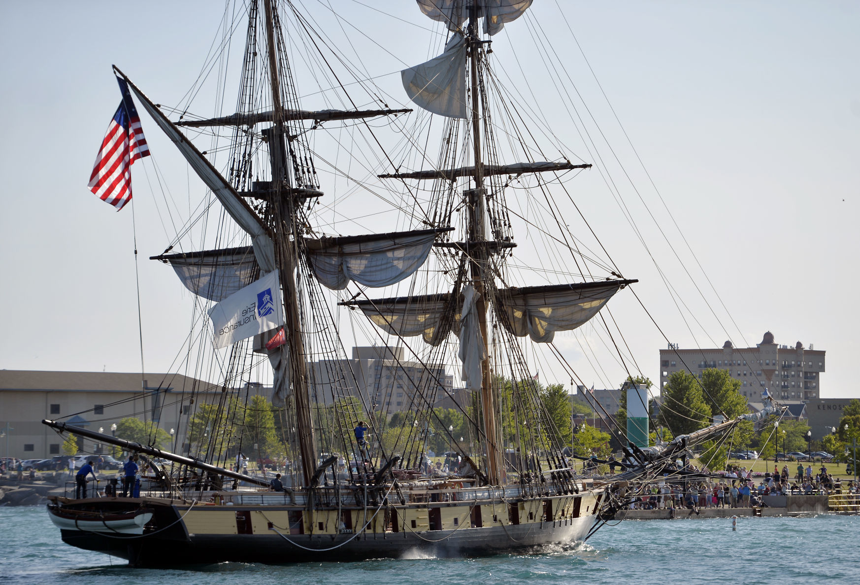 TALL SHIPS PARADE OF SAIL